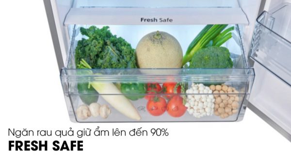 Ngăn rau quả giữ ẩm Fresh Safe - Tủ lạnh Panasonic Inverter 326 lít NR-BL359PSVN
